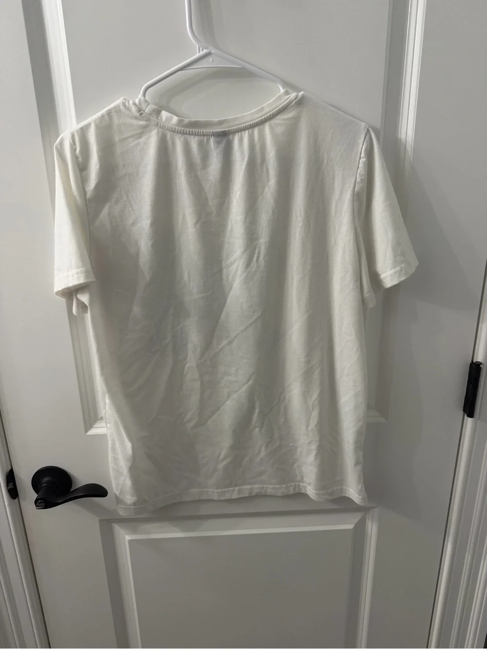 SHEIN White Crewneck Tee with Camouflage Graphic